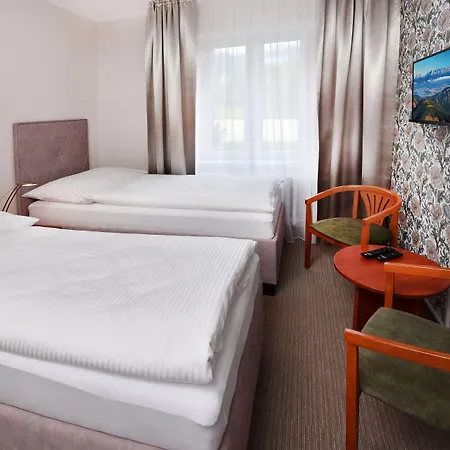 Aplend Lujza Major 3* タトランスカ・ ロムニツァ