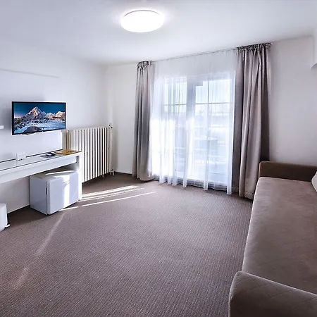 Hotel Aplend Lujza Major