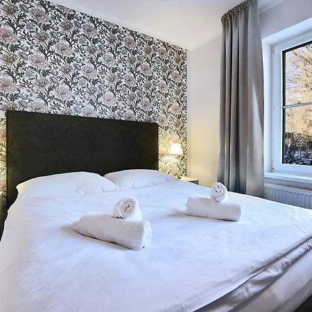 Aplend Lujza Major Hotel 3*