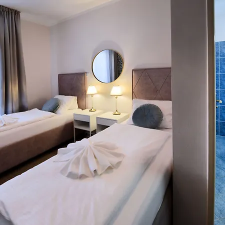 Hotel Aplend Lujza Major